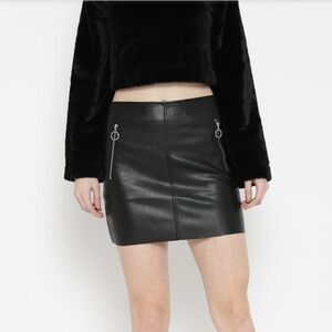 FOREVER21 NWOT Vegan Leather Black Mini Pencil Skirt With Raw Hem